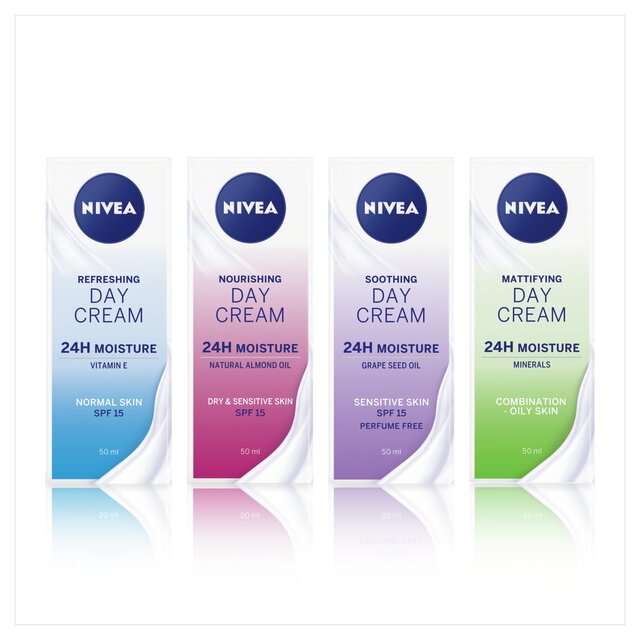 NIVEA Day Cream Face Moisturiser for Dry & Sensitive Skin SPF15 thumbnail 7