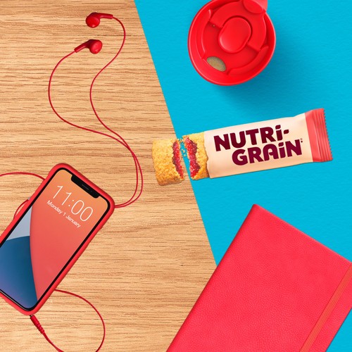 Kellogg's Nutrigrain Strawberry thumbnail 4