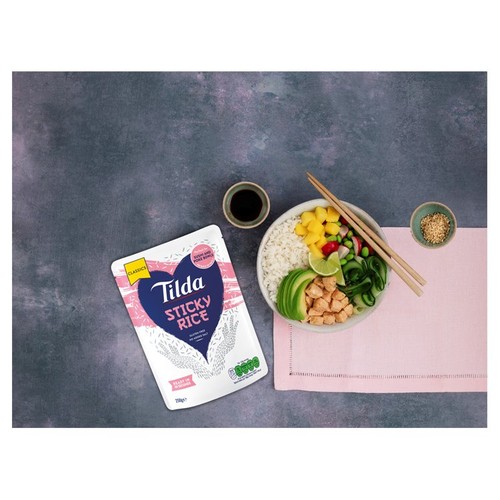 Tilda Microwave Sticky Medium Grain Rice thumbnail 3