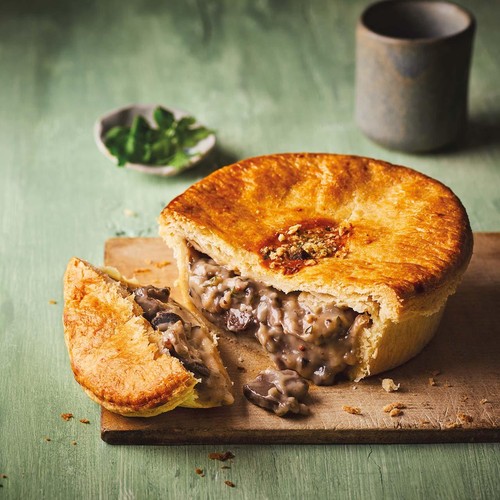 M&S Creamy Garlic Mushroom Pie thumbnail 3