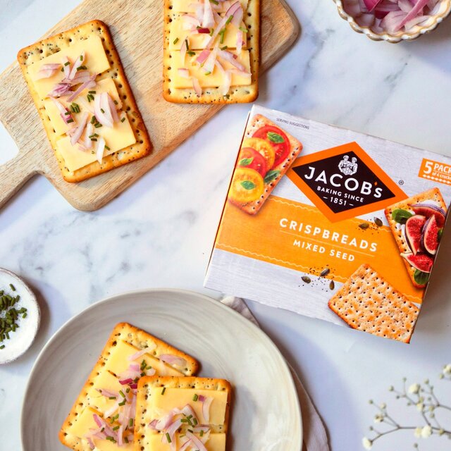 Jacob's Crispbreads Mixed Seed Crackers thumbnail 4