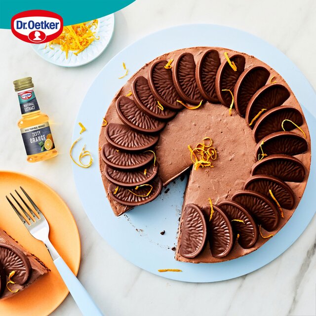 Dr. Oetker Natural Zesty Orange Extract thumbnail 6