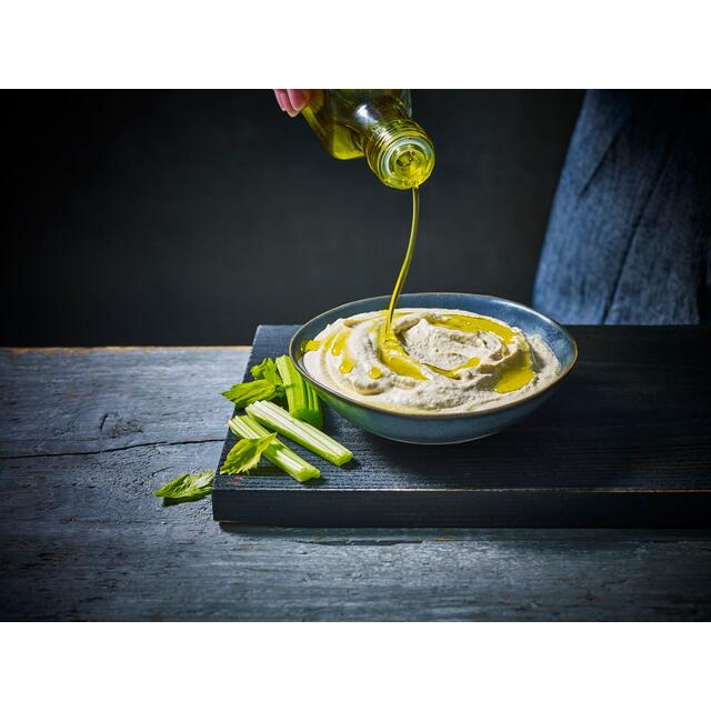 M&S Collection Extra Smooth Houmous thumbnail 2