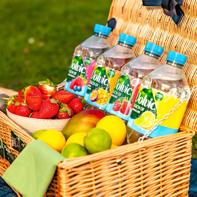 Volvic Touch of Fruit Kiwi Sugar Free Still Flavoured Water thumbnail 5