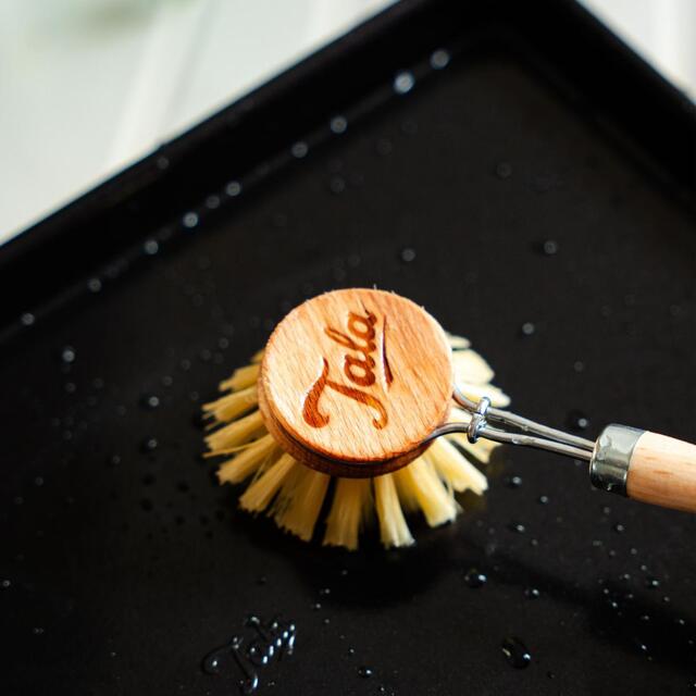 Tala Wooden Dish Brush thumbnail 3
