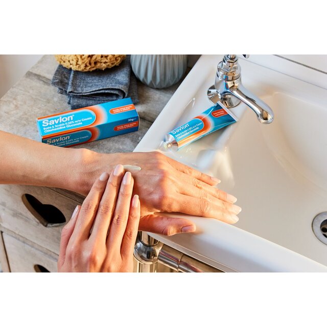 Savlon Burns & Scalds 0.25% w/w Cream thumbnail 9