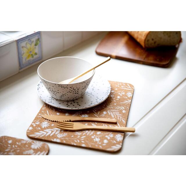 Natural Elements Set of 4 Biodegradable Cork Placemats, 21.5 x 19cm thumbnail 4