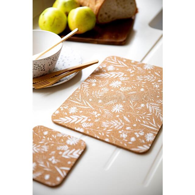 Natural Elements Set of 4 Biodegradable Cork Placemats, 21.5 x 19cm thumbnail 5