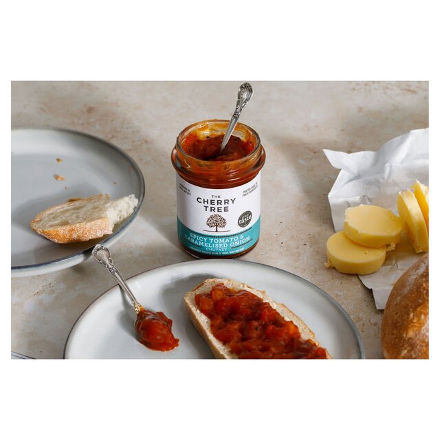 The Cherry Tree Spicy Tomato & Caramelised Onion Chutney thumbnail 2