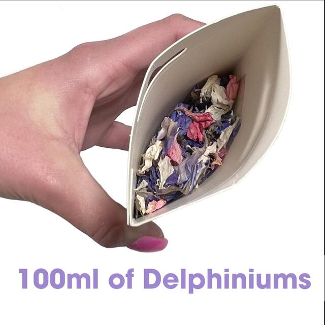 Natural Petal Wedding Confetti thumbnail 5