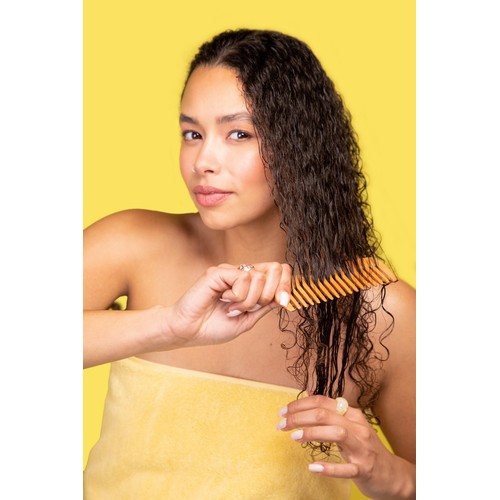Umberto Giannini Banana Coconut De-Tangler thumbnail 3