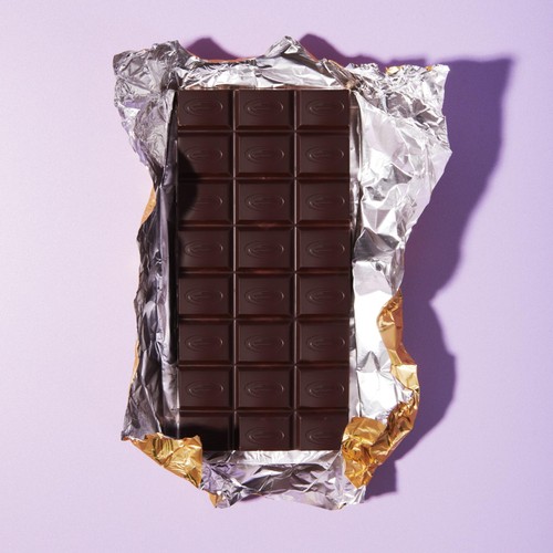 Raw Halo Dark & Salted Almond Truffle Centres Vegan Chocolate Bar thumbnail 3