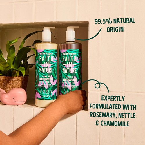 Faith In Nature Shampoo - Lavender & Geranium thumbnail 4