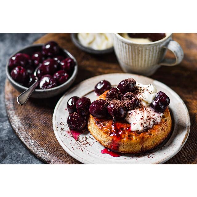 M&S Belgian Dark Hot Chocolate Flakes thumbnail 3