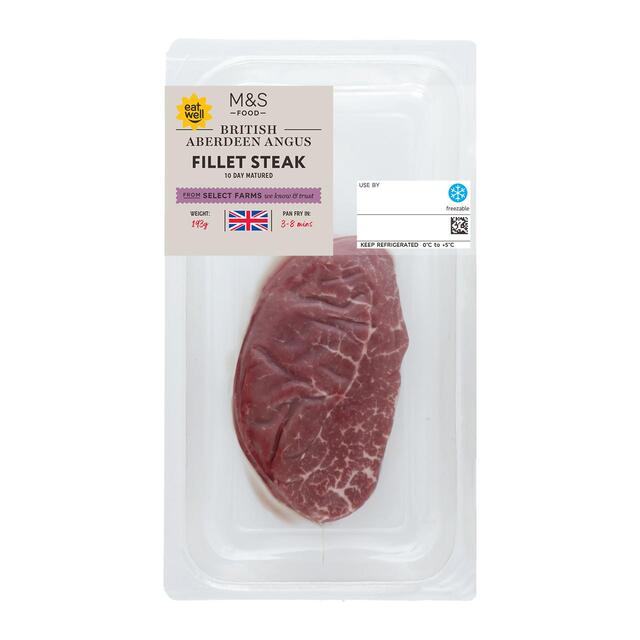 M&S Aberdeen Angus Fillet Steak thumbnail 2