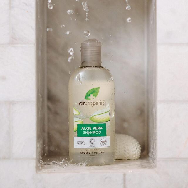 Dr Organic Aloe Vera Shampoo thumbnail 4