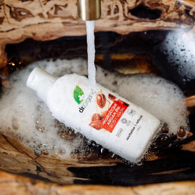 Dr Organic Moroccan Argan Oil Body Wash thumbnail 3