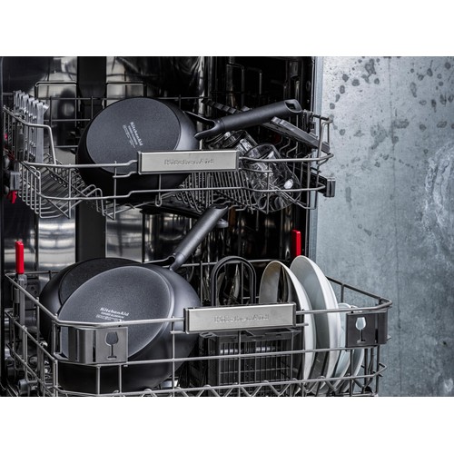 KitchenAid Classic Forged Ceramic Non-Stick 28cm/3.6 Litre Wok thumbnail 9