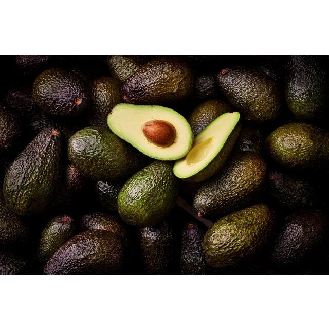 M&S Collection Perfect Pick Ripe Avocado thumbnail 3