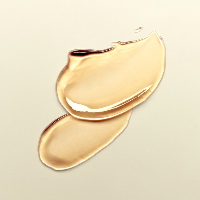 Hawaiian Tropic Protective SPF 15 Dry Oil Sunscreen Spray thumbnail 3