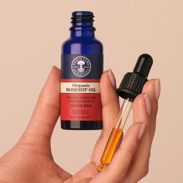 Neal's Yard Remedies Organic Rosehip Oil thumbnail 4