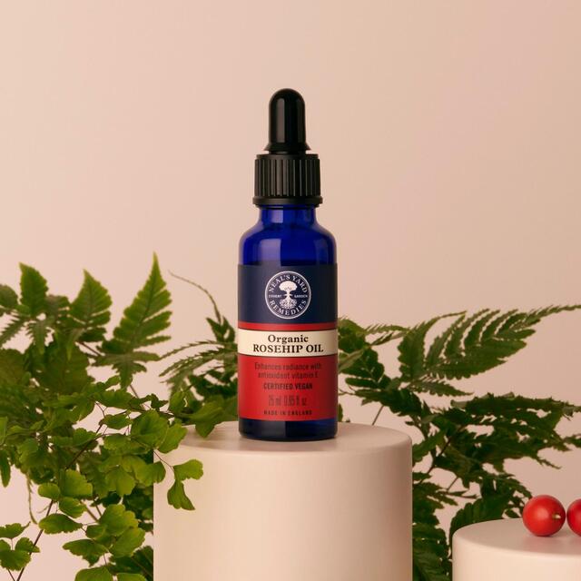 Neal's Yard Remedies Organic Rosehip Oil thumbnail 5