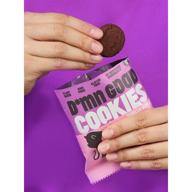 DAMN GOOD Vanilla & Choc Chip Cookies thumbnail 2