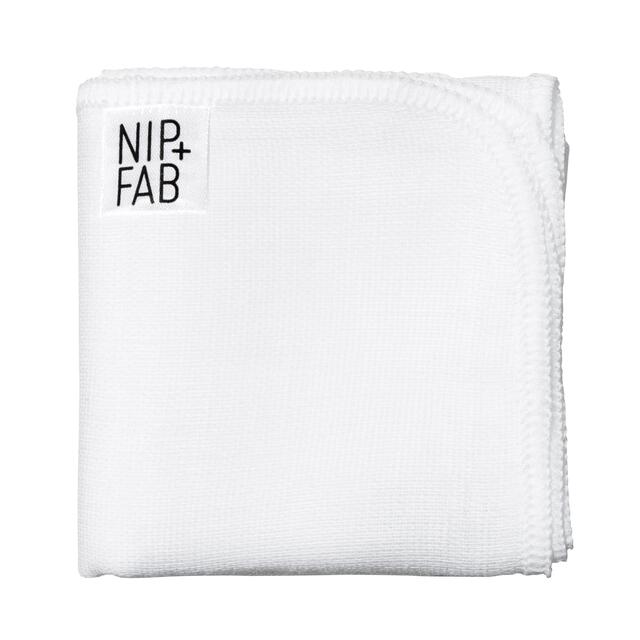 Nip+Fab Ceramide Fix Cleansing Balm thumbnail 4