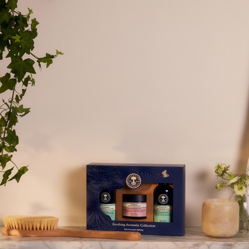 Neal's Yard Soothing Aromatic Collection thumbnail 3