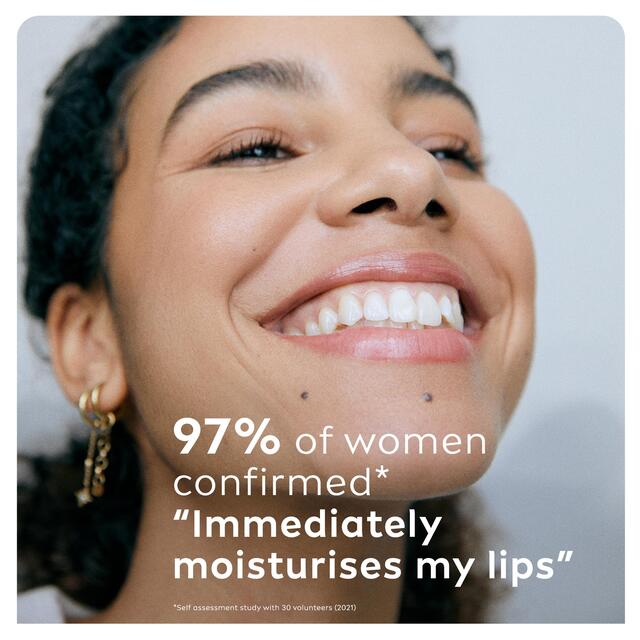 NIVEA Hydro Care Lip Balm SPF15 thumbnail 5