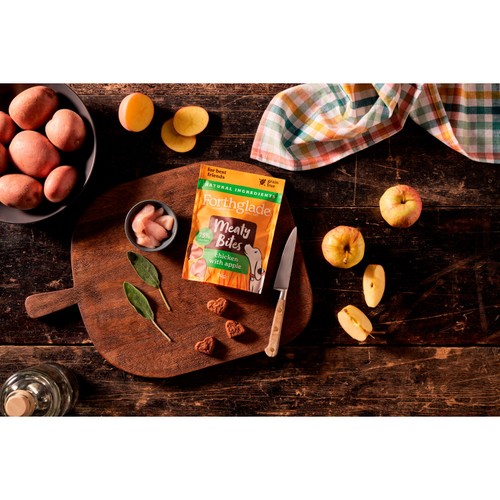 Forthglade Meaty Bites Natural Grain-Free Treats Chicken and Apple thumbnail 4