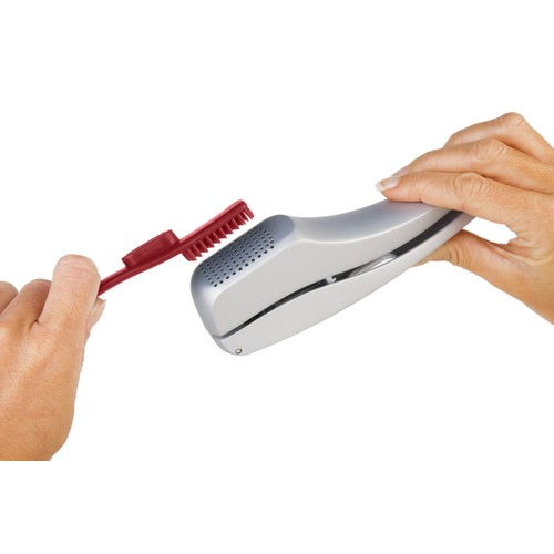 Zyliss Susi 3 Garlic Press, Silver thumbnail 5