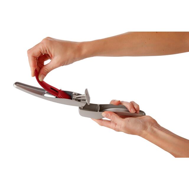 Zyliss Susi 3 Garlic Press, Silver thumbnail 4