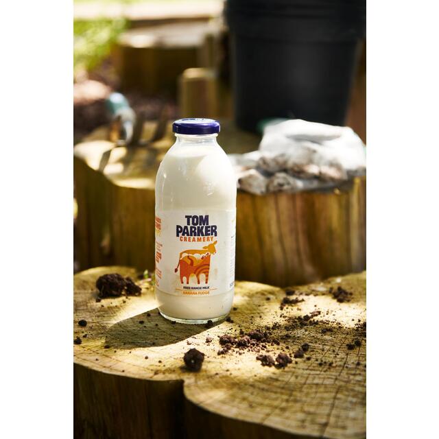Tom Parker Creamery Banana Fudge Flavoured Milk thumbnail 4