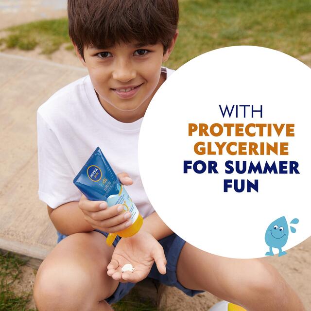 NIVEA SUN Kids Protect & Play Ultra SPF 50+ Sun Cream thumbnail 5