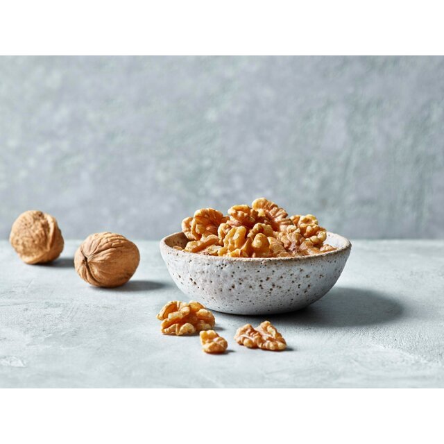 Natural Days Walnut Halves thumbnail 2