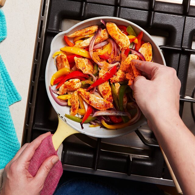 Old El Paso Crispy Chicken Fajita Seasoning Mix thumbnail 4