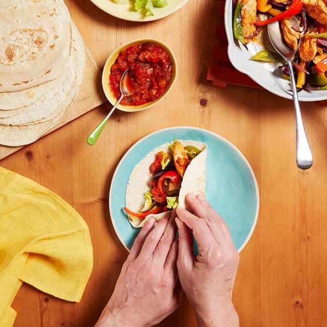 Old El Paso Crispy Chicken Fajita Seasoning Mix thumbnail 5