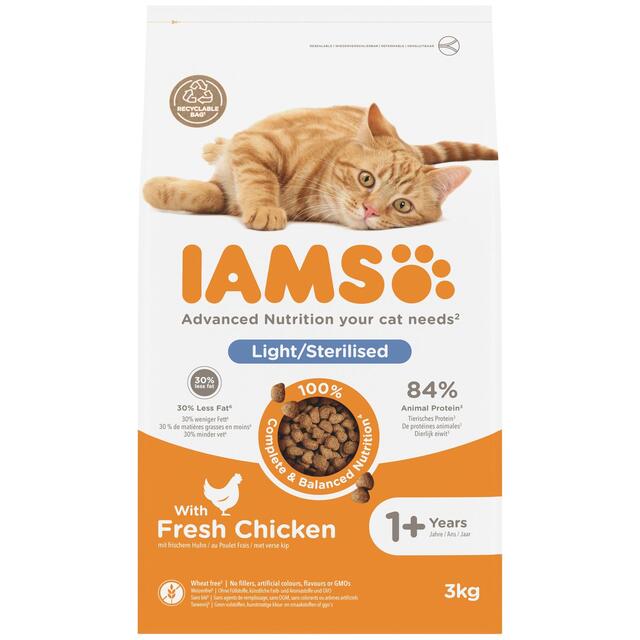 IAMS 1+ Years Light in Fat Dry Cat Food Chicken thumbnail 2