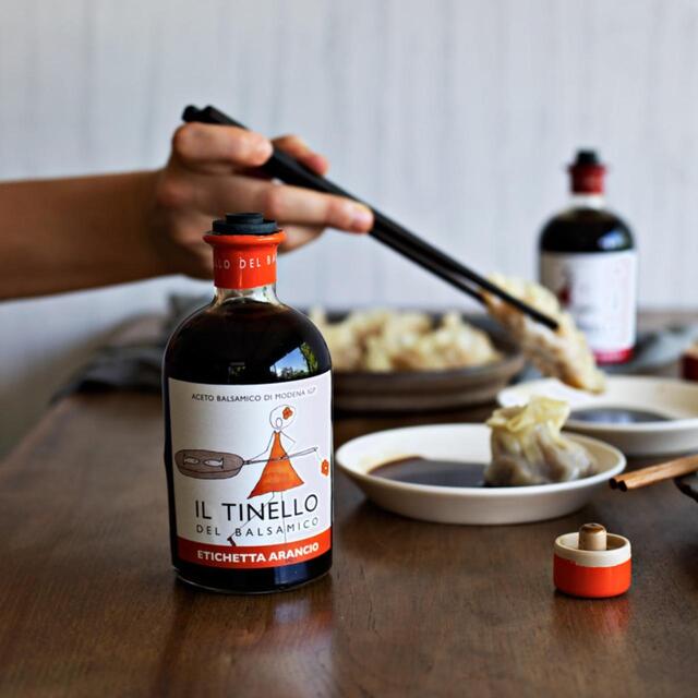 Il Tinello Balsamic Vinegar of Modena IGP Orange Label Medium Acidity thumbnail 4