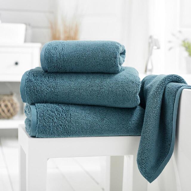 Deyongs Palazzo 800gsm Hotel Luxury Cotton Towel, Petrol thumbnail 3