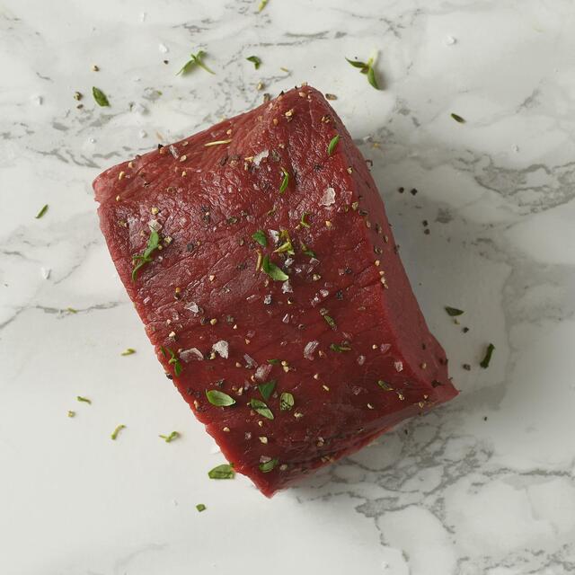 Canvin & Gunner Venison Loin Steak thumbnail 2