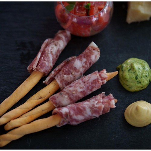 Vecchio Mulino Mini Grissini with Tomatoes & Capers thumbnail 3