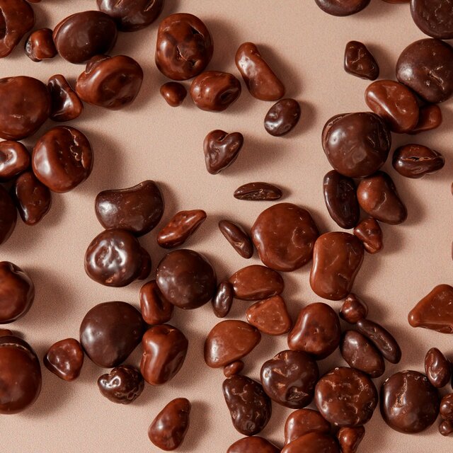Cocoa Canopy Milk & Dark Crafted Hot Chocolate Beads thumbnail 4