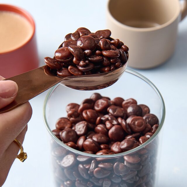 Cocoa Canopy Milk & Dark Crafted Hot Chocolate Beads thumbnail 5