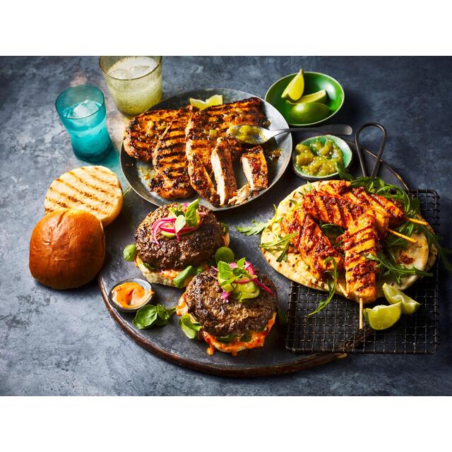 M&S 2 Fully Loaded Steak Burgers thumbnail 4