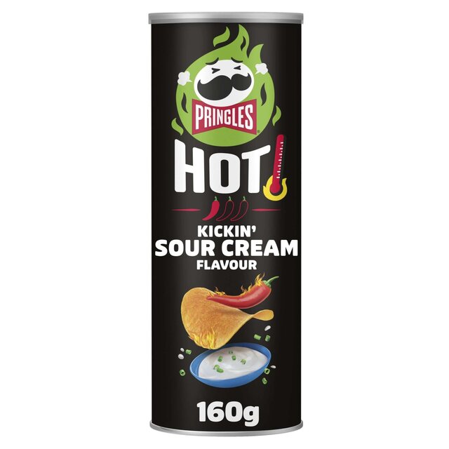 Pringles Hot Kickin' Sour Cream Sharing Crisps