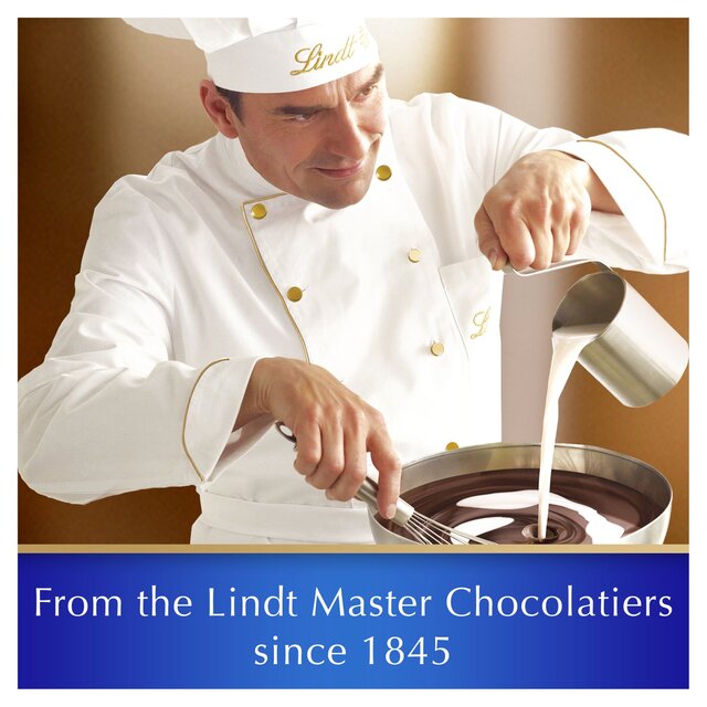 Lindt Classic Recipe Hazelnut Milk Chocolate Sharing Bar thumbnail 3