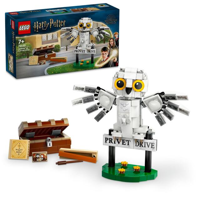 LEGO Harry Potter Hedwig at Privet Drive 76425 thumbnail 2