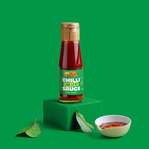 Lee Kum Kee Lime Leaf Chilli Sauce thumbnail 4
